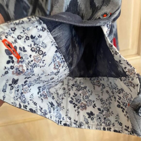 Men’s JERMYN & BOND long sleeve button down shirt. Size M. No issues. - Picture 3 of 10